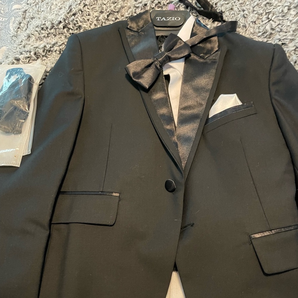 COPY - Boys Black Tuxedo Set-Size 10